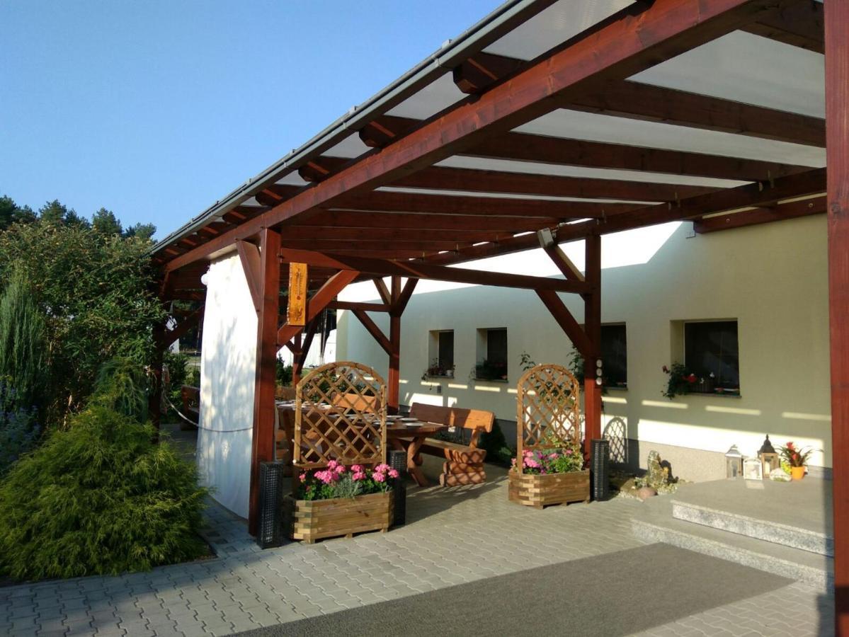 Pension Zum Reiterhof Schmogrow Εξωτερικό φωτογραφία