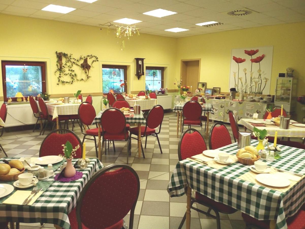 Pension Zum Reiterhof Schmogrow Εξωτερικό φωτογραφία
